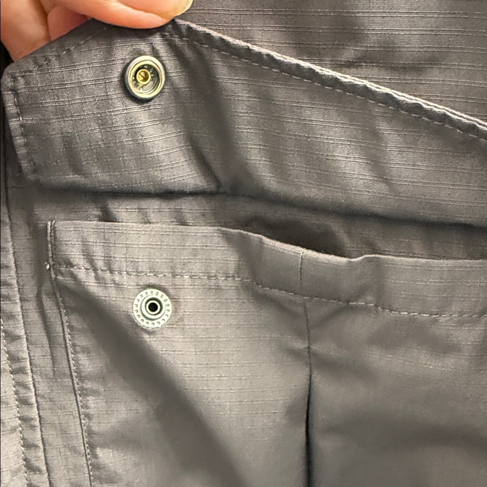 Columbia Men's Dark Gray Raincoat - Picture 6 of 12